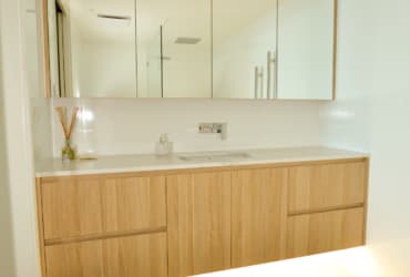 What Are the Best Small Bathroom Design Hacks to Maximize Space and Functionality?