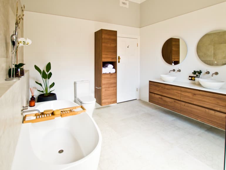 What to Look for When Hiring a Professional Bathroom Renovator